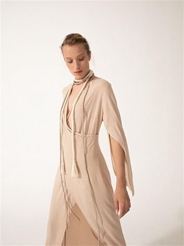 Rivus Dress in Beige