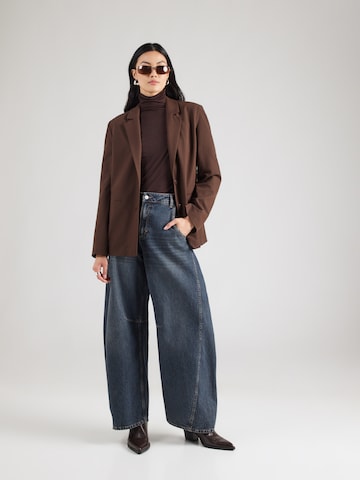 PIECES Blazer 'PCBOSELLA' i brun