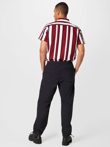 HOLLISTER Tapered Nadrág - fekete