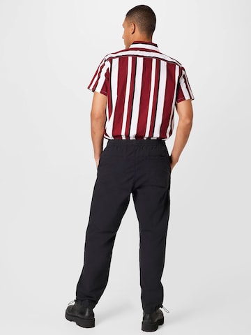 HOLLISTER Tapered Παντελόνι σε μαύρο