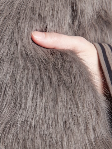 Noisy mayPrsluk 'NMEVIE' - siva boja