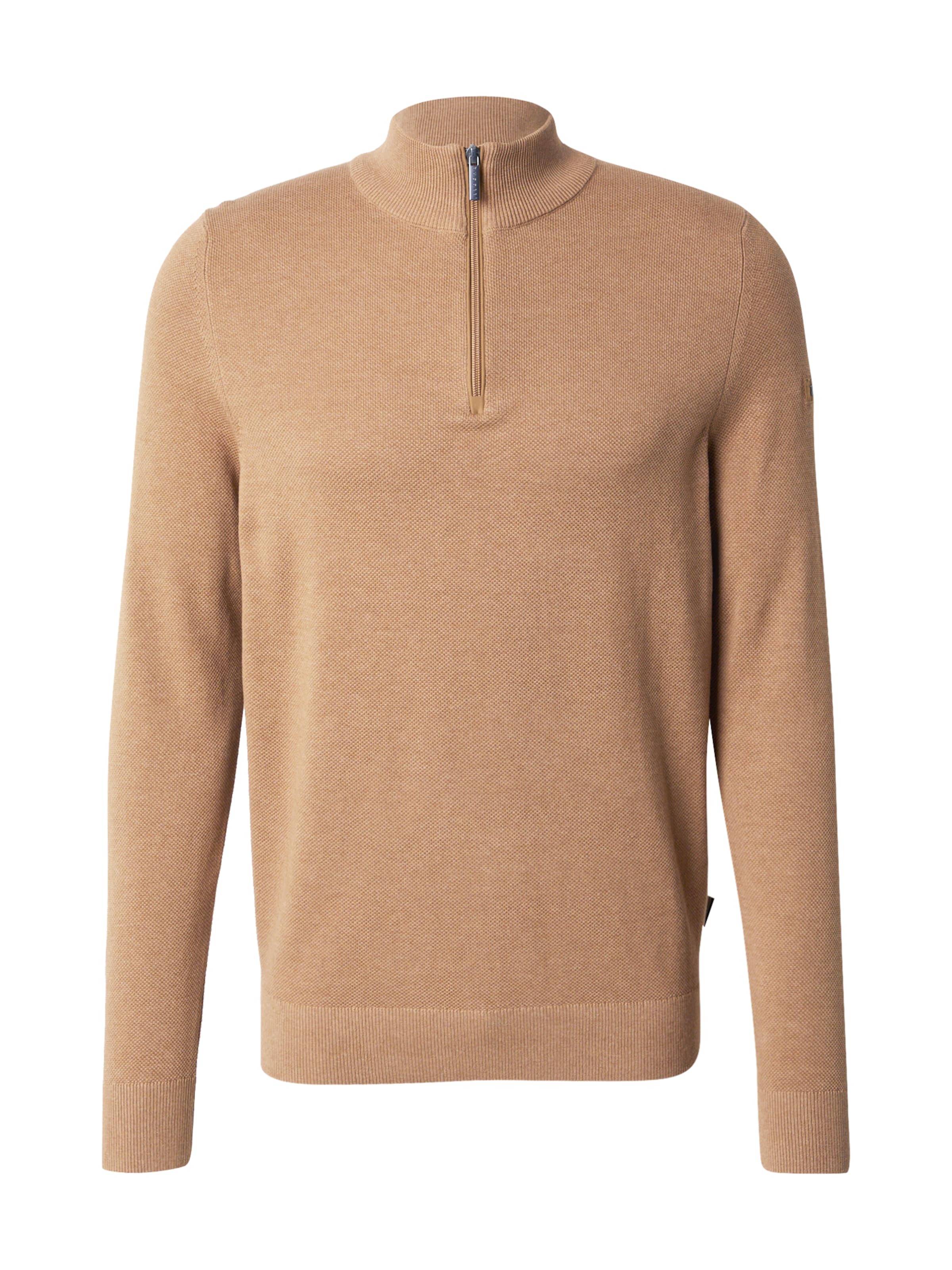 Pulover de la bugatti pe verde: față