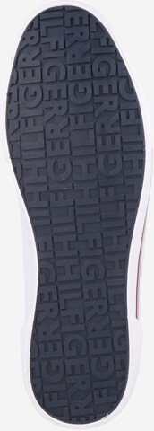 Sneaker low de la TOMMY HILFIGER pe alb