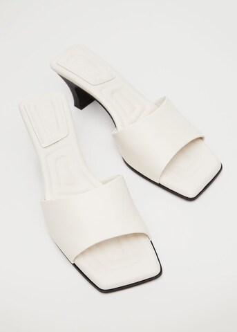 Mule 'Cozy' MANGO en blanc