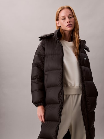 Calvin Klein Jeans Télikabátok 'ESSENTIAL' - fekete