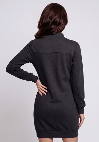 Robe faina en noir