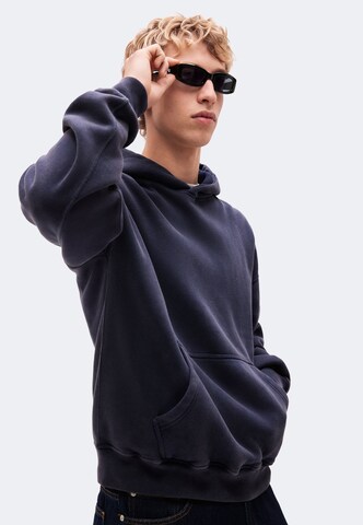 Sweat-shirt 'ESSENTIAL POPOVER 2.0' Abercrombie & Fitch en bleu