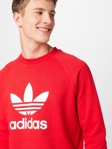 ADIDAS ORIGINALS Sweatshirt 'Adicolor Classics Trefoil' i röd