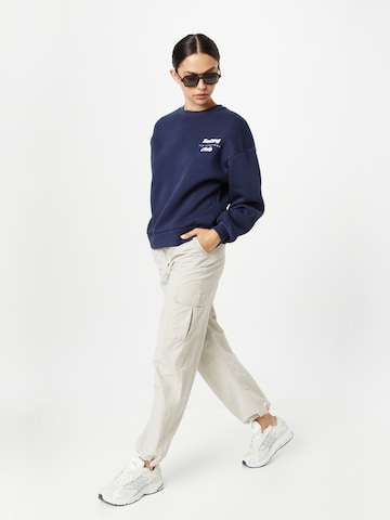 Gina Tricot - Sweatshirt 'Riley' em azul