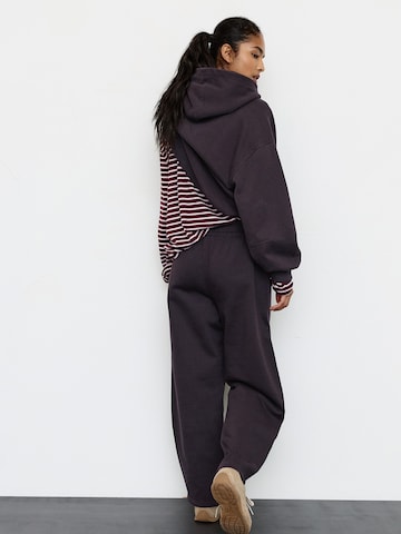 Pull&Bear Wide Leg Housut värissä ruskea