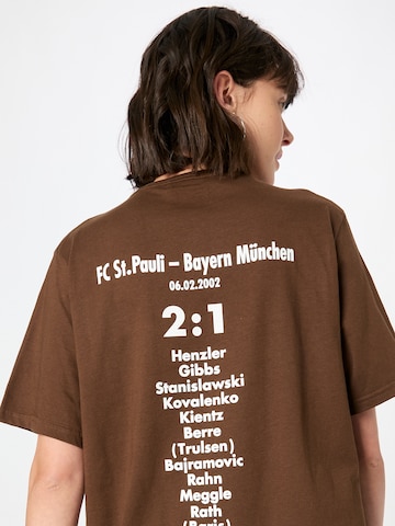 FC St. Pauli T-shirt i brun