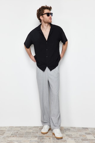 Trendyol - Ajuste confortable Camisa en negro