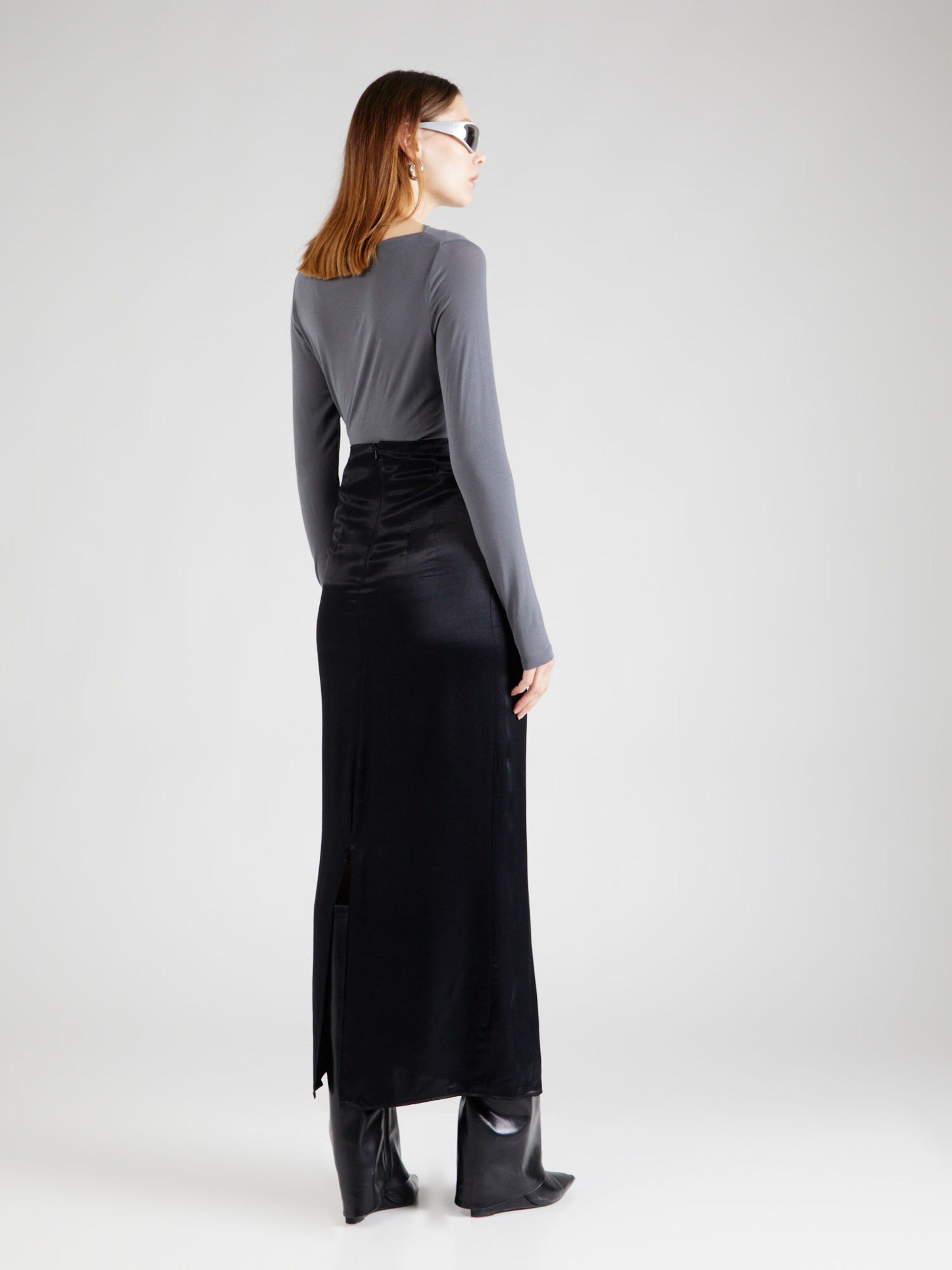 Long black skirt topshop deals