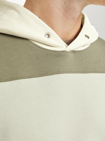 JACK & JONES Sweatshirt i grøn