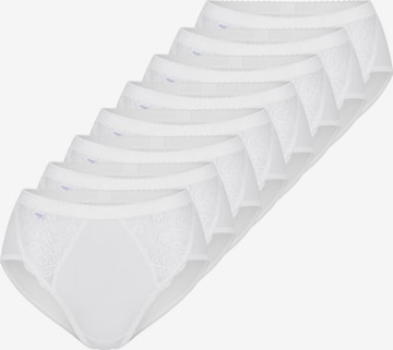 SLOGGI Panty 'Chic' in White: front
