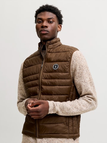 JACK & JONES Mellény 'JJEKINGSLEY' - barna