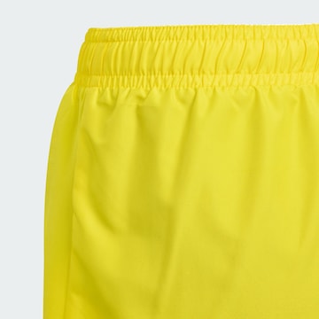 ADIDAS SPORTSWEAR Спортивная пляжная одежда в Желтый