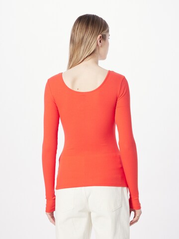 PIECES Shirt 'Kitte' in Rot