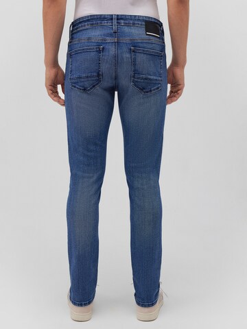 Mavi Slimfit Jeans 'Jake' in Blau