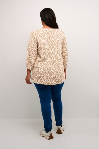 KAFFE CURVE - Blusa 'Claira' em bege