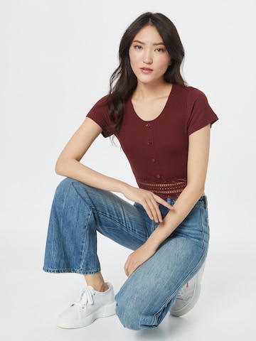 ABOUT YOU Shirt 'Carin' in Braun