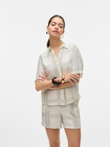 VERO MODA - Blusa 'VMJOSIE BERTA' en blanco: frente