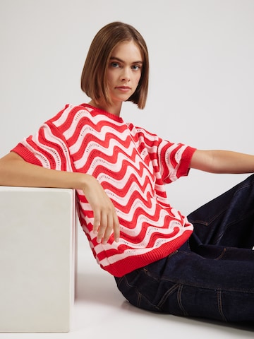 Hailys Sweater 'Ju44lie' in Red: front