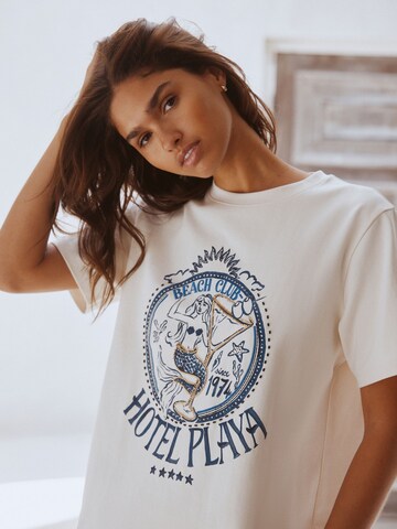 Next T-Shirt in Weiß