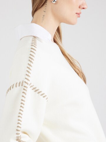 Pullover 'YASSTITCHA' di YAS in bianco