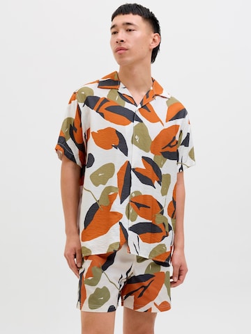 JACK & JONES - Ajuste confortable Camisa en blanco: frente