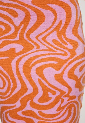 swirly - Vestido de punto en naranja
