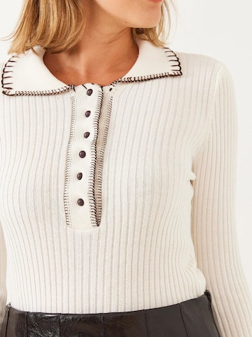 Pullover di Bianco Lucci in beige