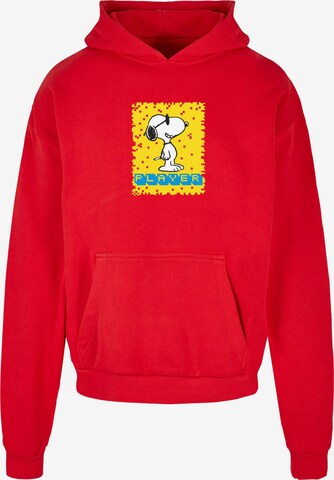 Merchcode Sweatshirt 'Peanuts - Player' in Rood: voorkant