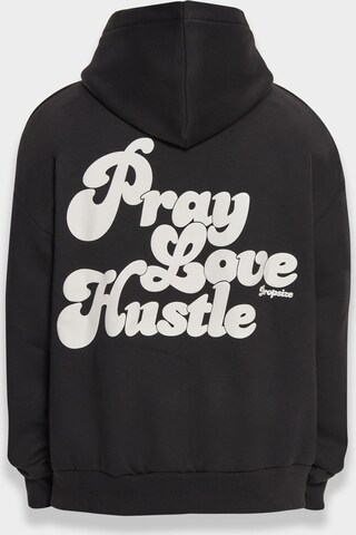 Felpa 'Pray Love Hustle' di Dropsize in nero: frontale