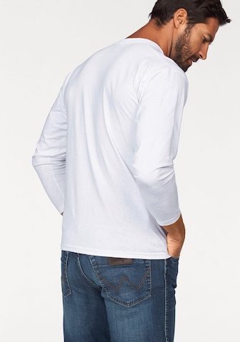 FRUIT OF THE LOOM Shirt in White