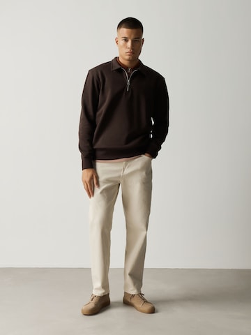 Next - Sudadera en marrón