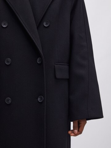 EDITED Between-seasons coat 'Haima' in Black
