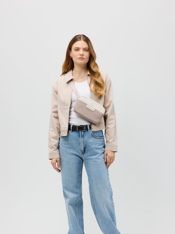Kapten & Son - Mala de ombro 'Bergen Crossbody' em cinzento