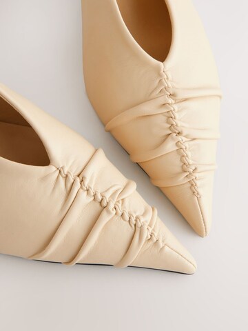 Décolleté sling 'Forever Comfort' di Next in giallo