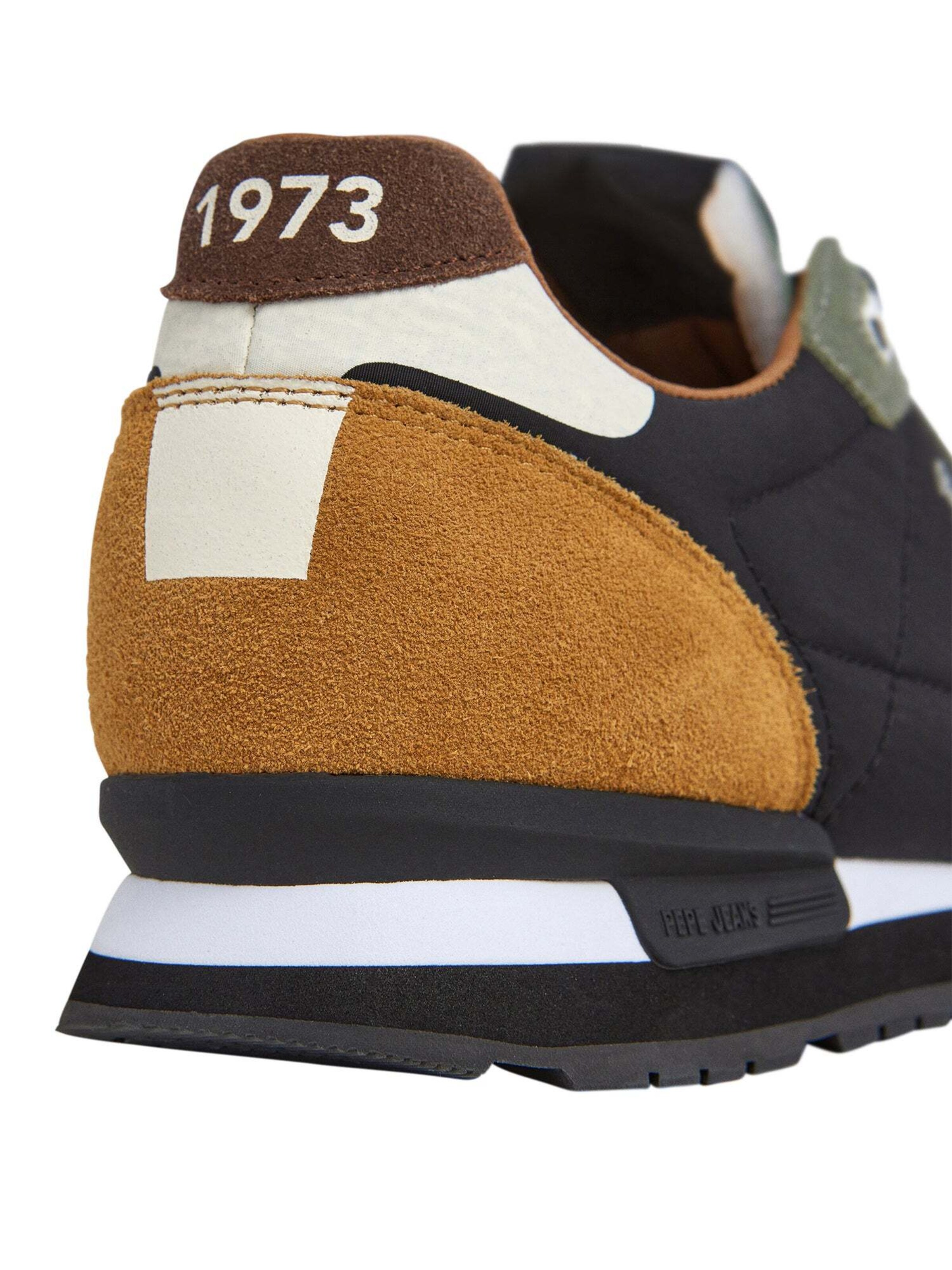 Pepe Jeans Platform trainers in Brown