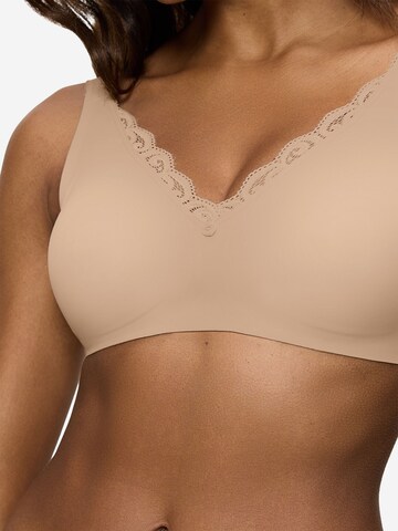 TRIUMPH Minimizer BH ' Red Label Amourette ' in Beige