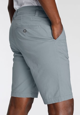 DELMAO Regular Chino Pants in Grey