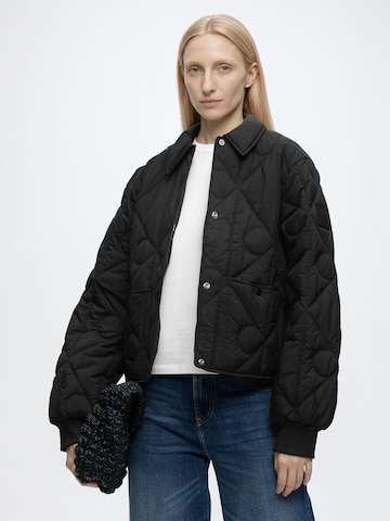 Calvin Klein Jeans Φθινοπωρινό και ανοιξιάτικο μπουφάν σε μαύρο