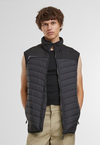DICKIES Vest in Black: front