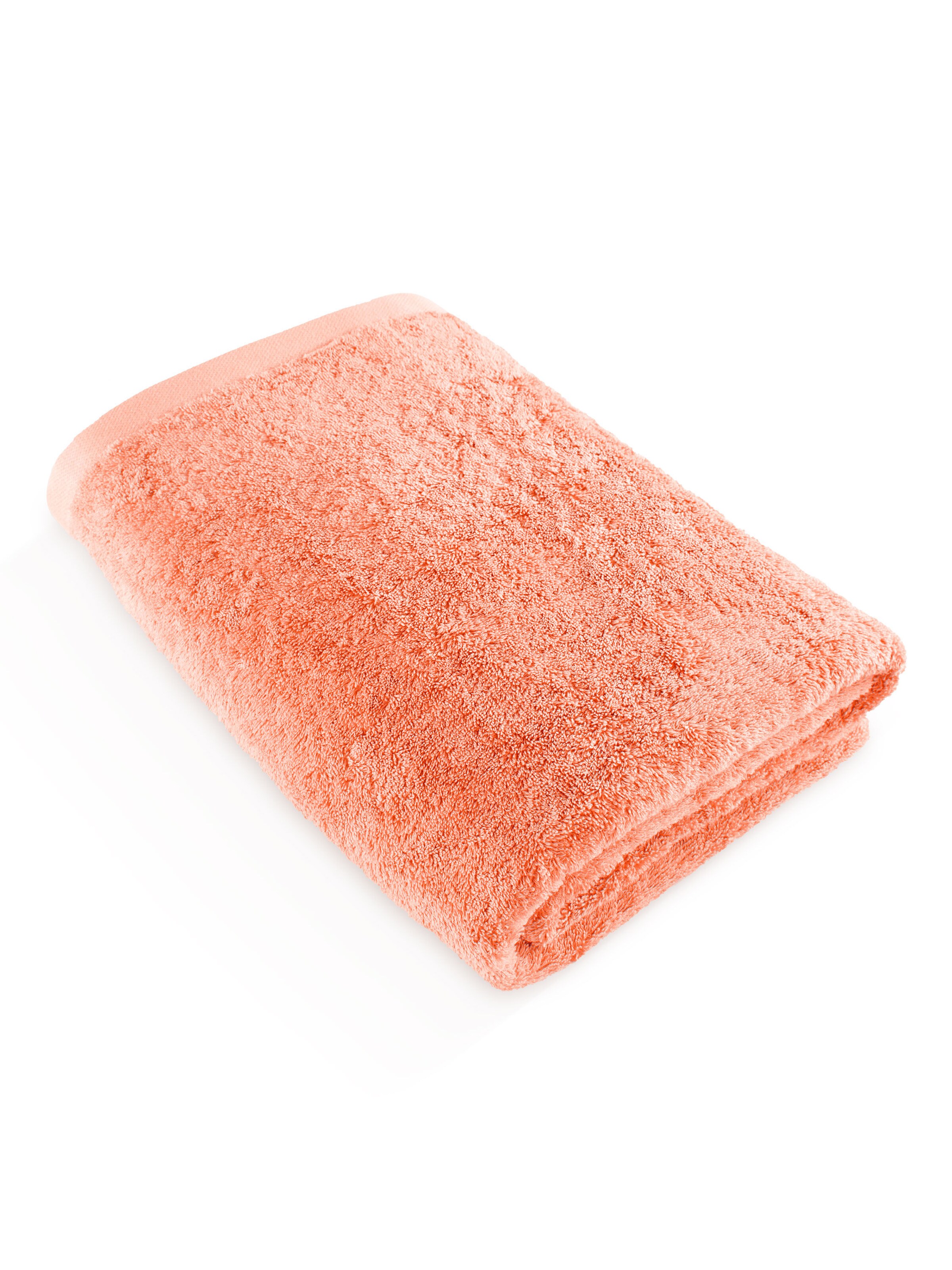 Herzbach home Shower Towel in Red: front