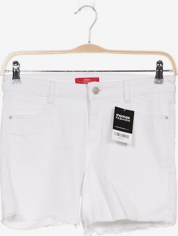 s.Oliver Shorts in S in White: front