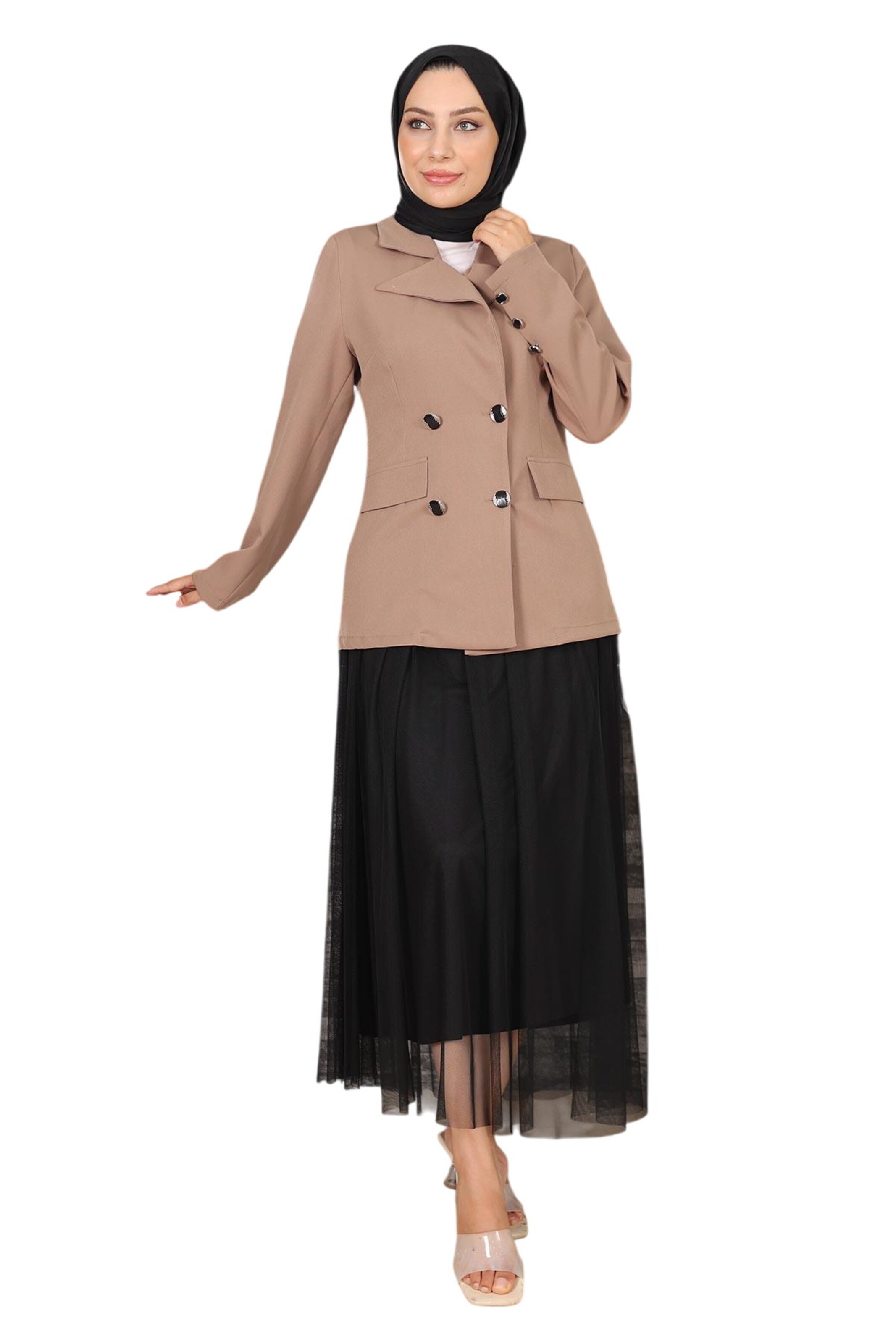 MODAMIHRAM Kostüm in Beige: Vorderseite