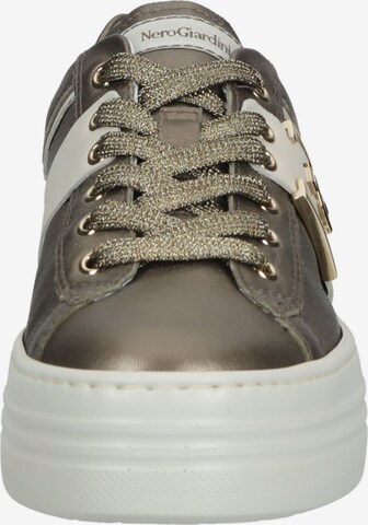 Nero Giardini Sneakers in Grey