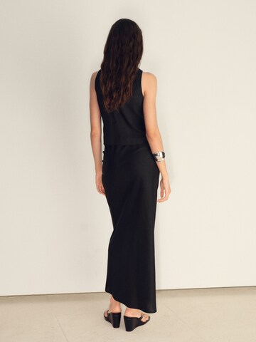 Jupe 'LAGUNA' MANGO en noir