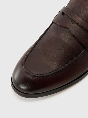 JOOP! Slip-ons 'Estate Kleitos' in Brown
